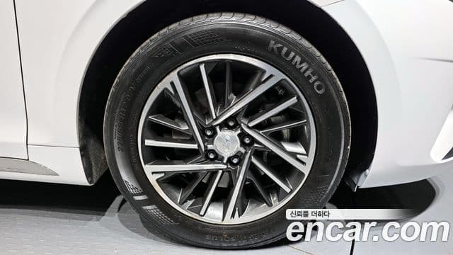 Hyundai The / новый New Grandeur IG Modern, 2022 все фото