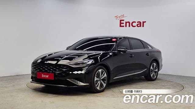 Kia K8 гибрид Signature, 2023 1