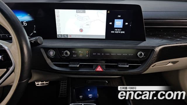 Kia K8 гибрид Signature, 2023 14