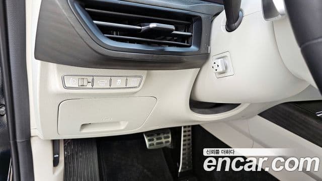 Kia K8 гибрид Signature, 2023 16