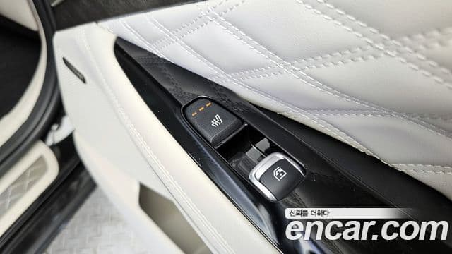 Kia K8 гибрид Signature, 2023 18