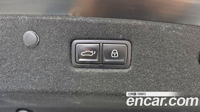 Kia K8 гибрид Signature, 2023 20