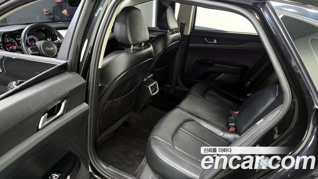 Kia K5 3세대 Prestige, 2021 11