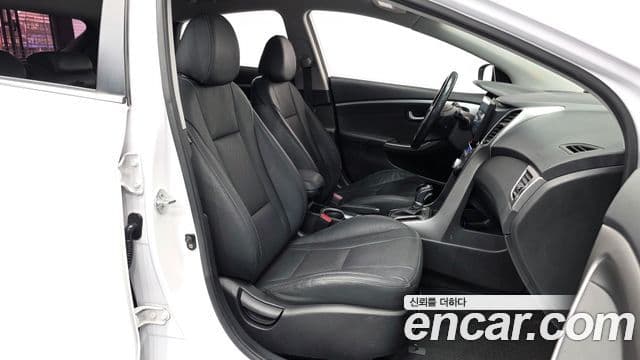 Hyundai i30(новый кузов / новое поколение) 1.6 GDI PYL, 2014 10