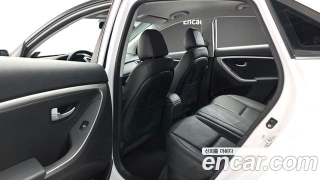 Hyundai i30(новый кузов / новое поколение) 1.6 GDI PYL, 2014 12