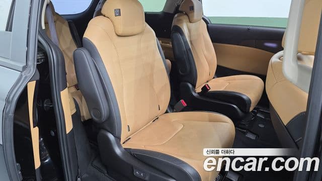 Kia Carnival 4세대 Signature, 2023 12