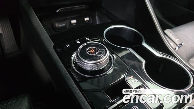 Kia K5 гибрид 3세대 Signature, 2020 9