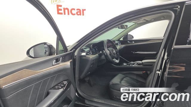 Kia K5 гибрид 3세대 Signature, 2020 12