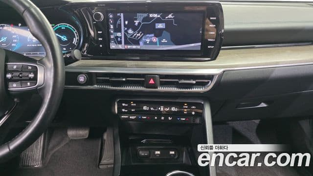 Kia K5 гибрид 3세대 Signature, 2020 15