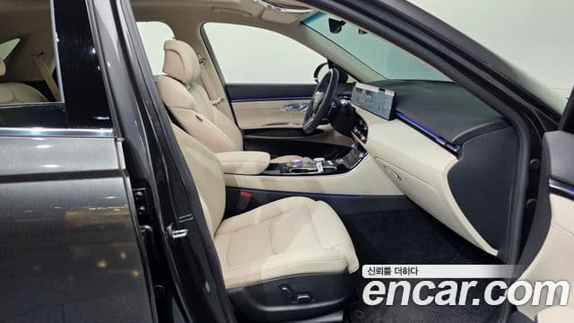 Genesis GV70, 2025 11