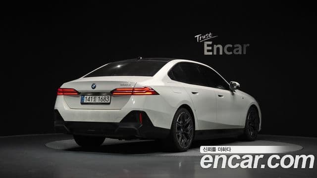 BMW 5시리즈 (G60) 530e M Sport, 2025 2