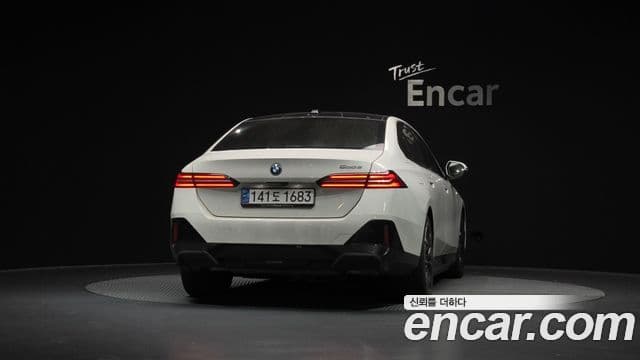 BMW 5시리즈 (G60) 530e M Sport, 2025 4