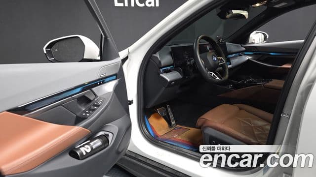 BMW 5시리즈 (G60) 530e M Sport, 2025 10