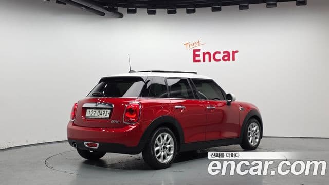 Mini Cooper D 3세대, 2016 2