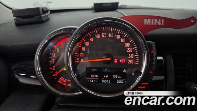 Mini Cooper D 3세대, 2016 8