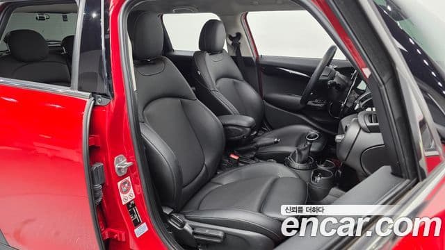 Mini Cooper D 3세대, 2016 10