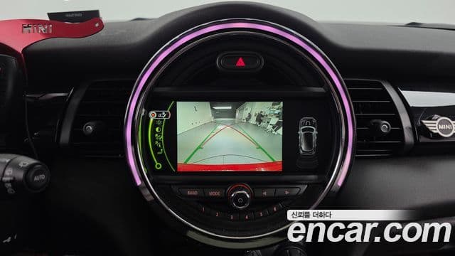 Mini Cooper D 3세대, 2016 14