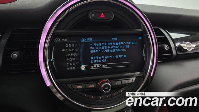 Mini Cooper D 3세대, 2016 15