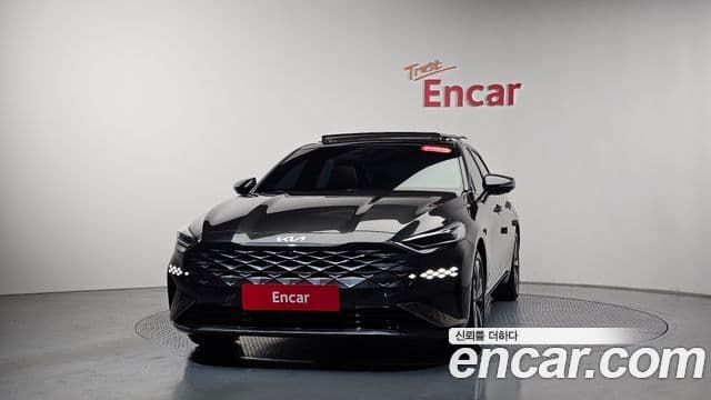 Kia K8 гибрид Signature, 2023 3