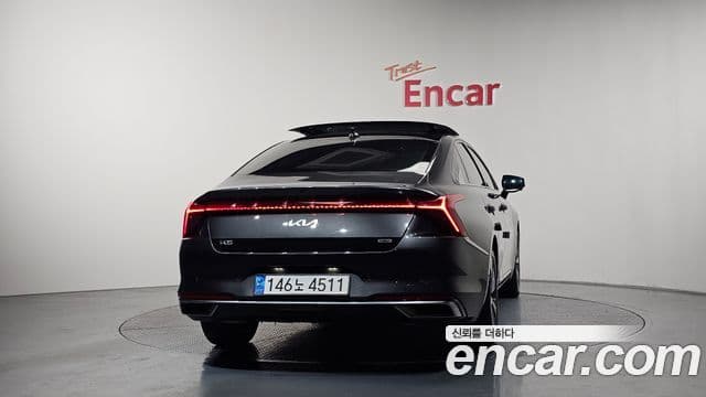 Kia K8 гибрид Signature, 2023 4