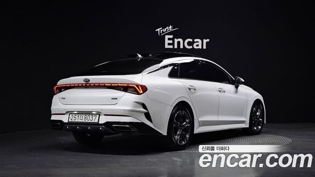 Kia K5 3세대 Signature, 2020 2