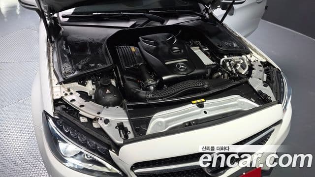 Mercedes-Benz C-класс W205 C200 купе, 2017 6