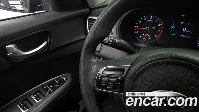 Kia K5 2세대 Luxury, 2016 18