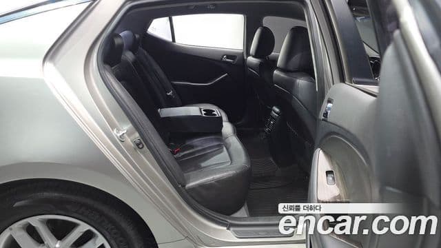 Kia K5 2.0 Deluxe, 2012 12