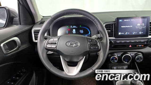 Hyundai Venue 1.6 Smart, 2026 13