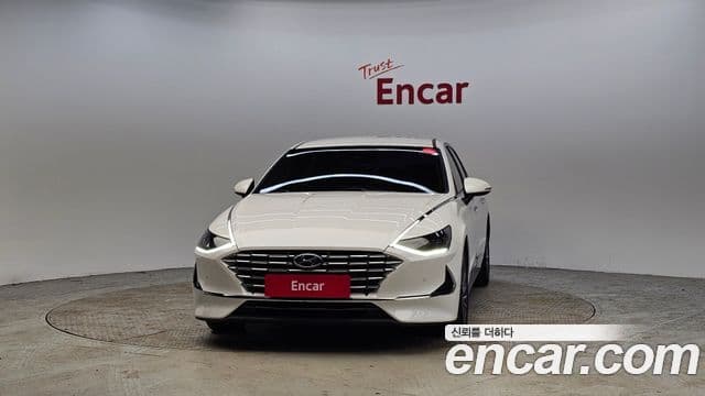 Hyundai Sonata гибрид (DN8) Premium Plus, 2022 3