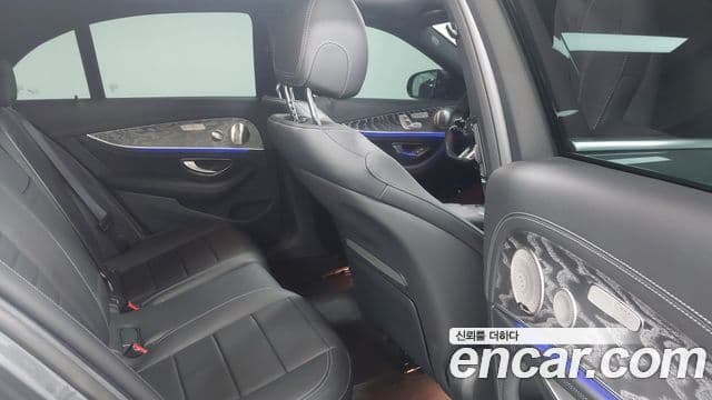 Mercedes-Benz E-класс W213 AMG Line, 2022 10