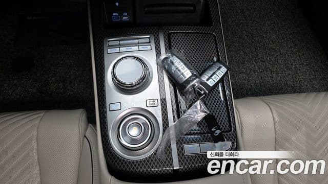 Genesis G80 (RG3) бензин 2.5 турбо 2WD, 2023 9