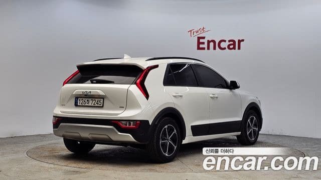 Kia D All New Niro Trendy, 2022 2