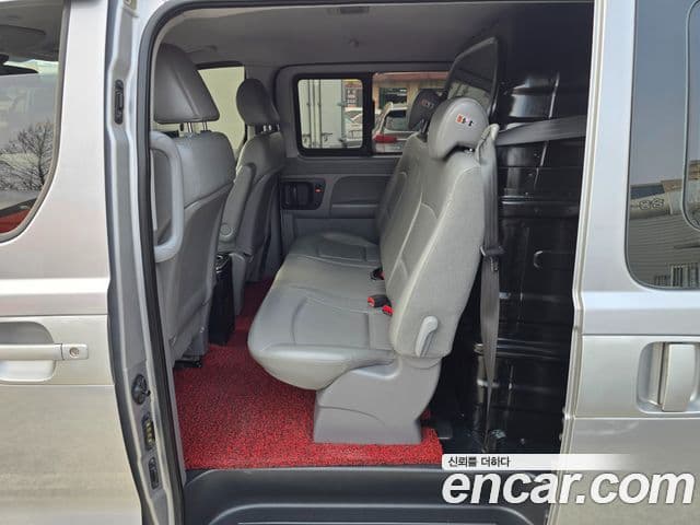 Hyundai Grand Starex CVX Deluxe, 2016 12