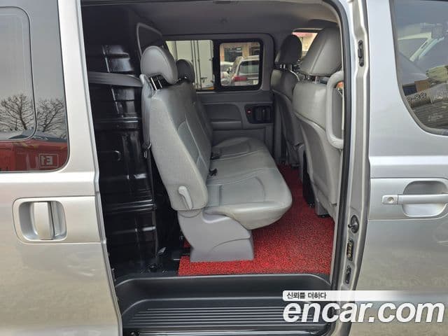 Hyundai Grand Starex CVX Deluxe, 2016 14