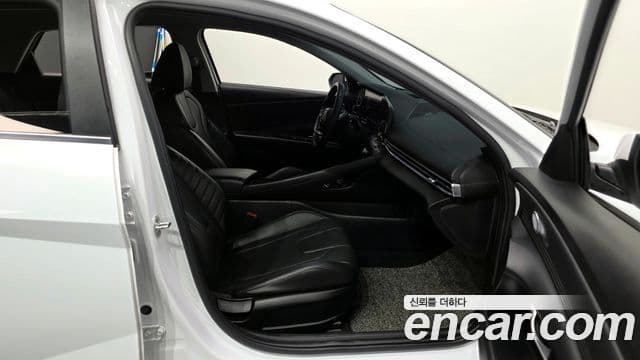 Hyundai Avante (CN7) Inspiration, 2021 11