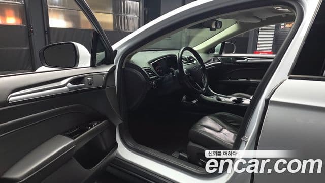 Ford 몬데오 4세대 Trend, 2020 10