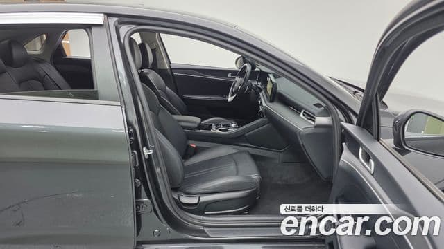 Kia K5 3세대 Prestige, 2022 11