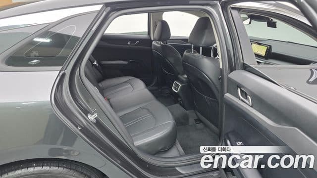 Kia K5 3세대 Prestige, 2022 12