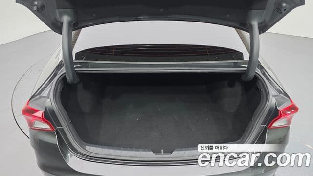 Kia K5 3세대 Prestige, 2022 20