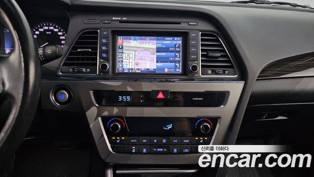 Hyundai LF Sonata 2.0 Smart, 2015 15