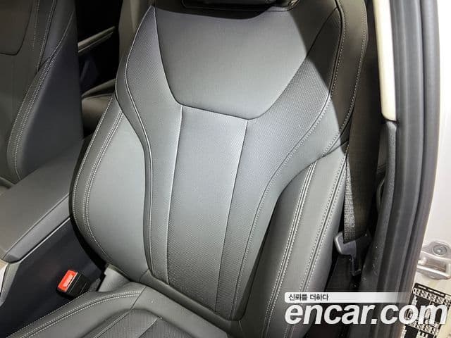 BMW 3시리즈 (G20), 2025 8