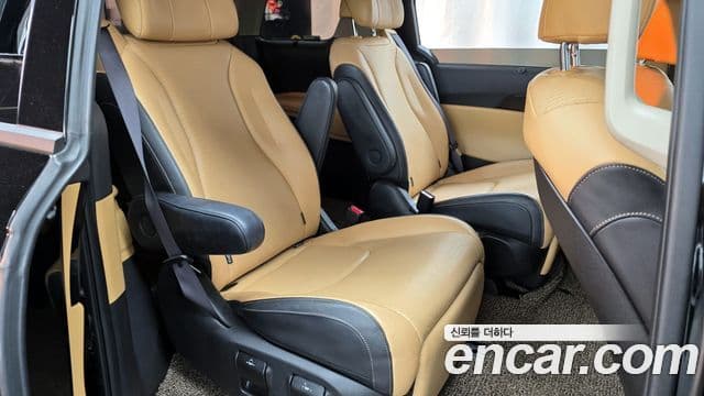 Kia Carnival 4세대 Signature, 2023 12