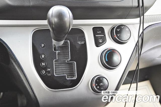 Kia Ray фургон /, 2016 16