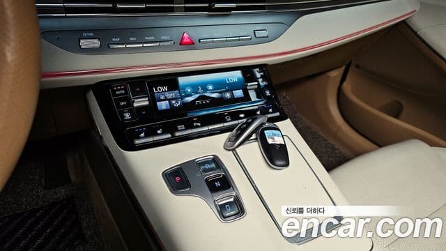 Hyundai The / новый New Grandeur IG гибрид Calligraphy, 2021 9