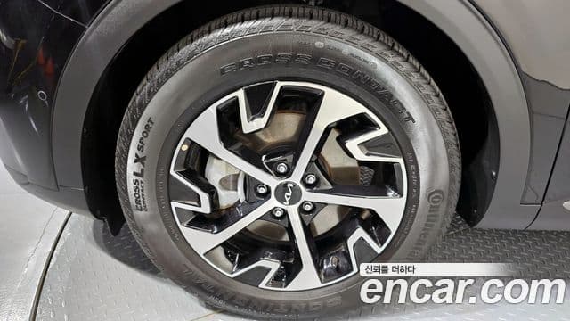 Kia Sportage 5세대 гибрид Signature Gravity 4WD, 2023 все фото