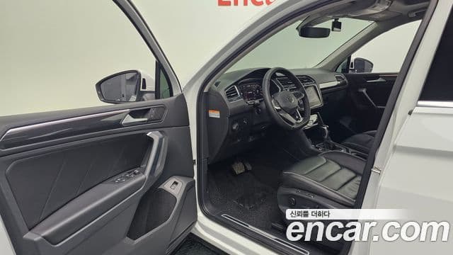Volkswagen Tiguan 2세대 Prestige, 2022 10