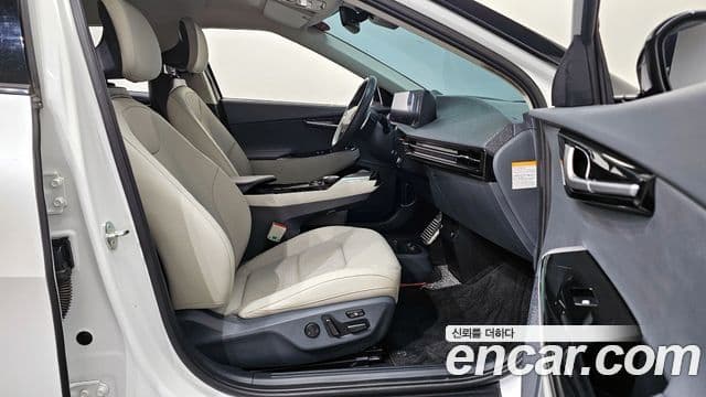 Kia EV6 Earth, 2023 11