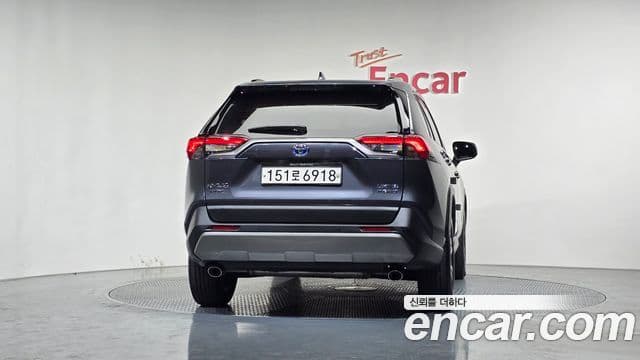 Toyota RAV4 5세대, 2022 4