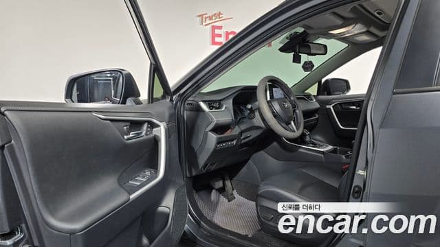 Toyota RAV4 5세대, 2022 10